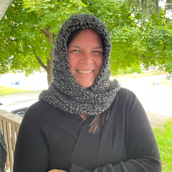 Hood/scarf hand made - Picture 2 of 5